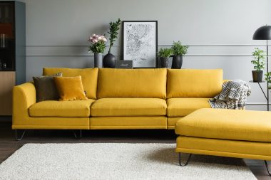 MILA trivietė sofa + pufas